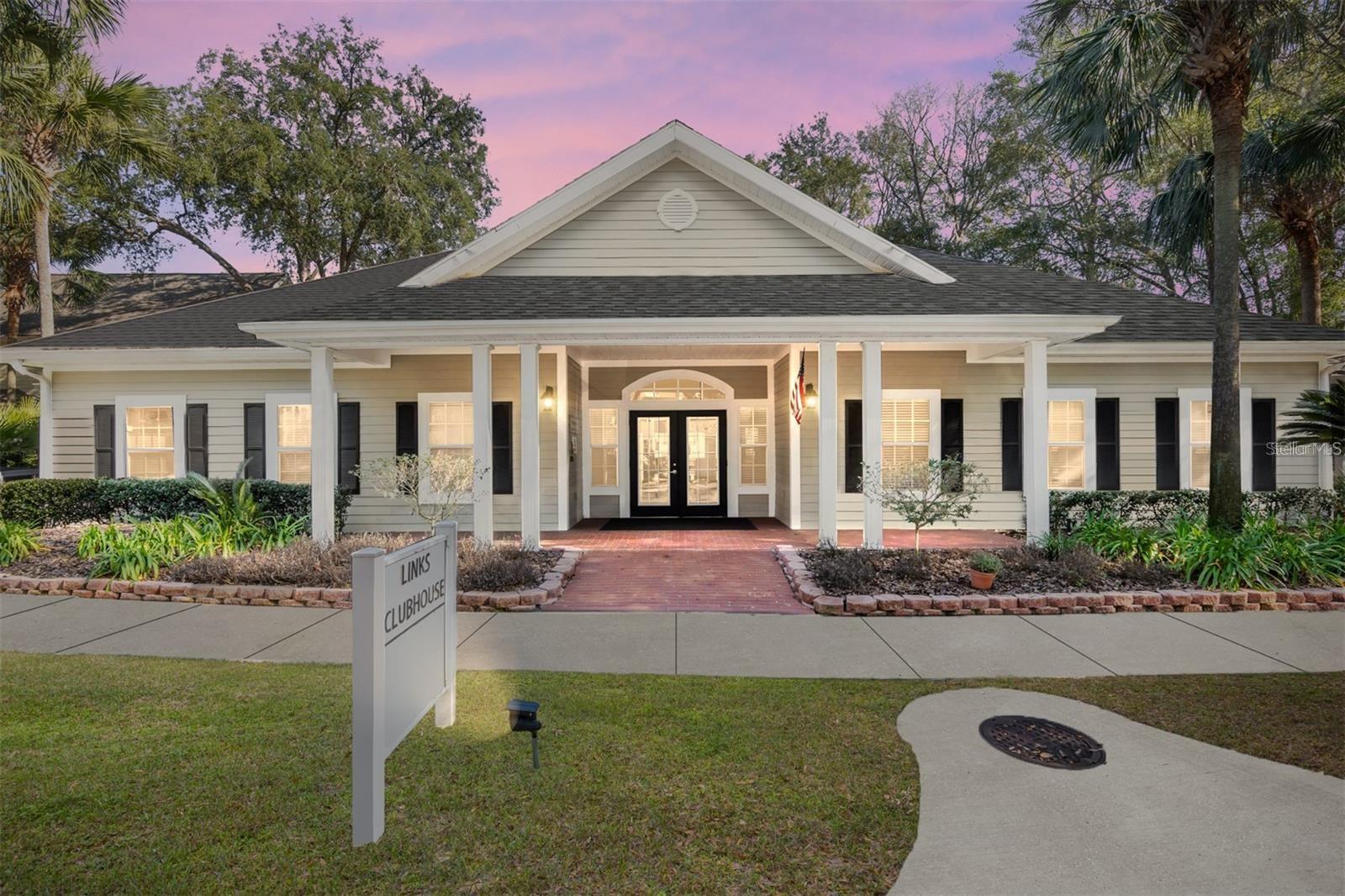 Image 19 of 20 For 10000 52nd Avenue 95