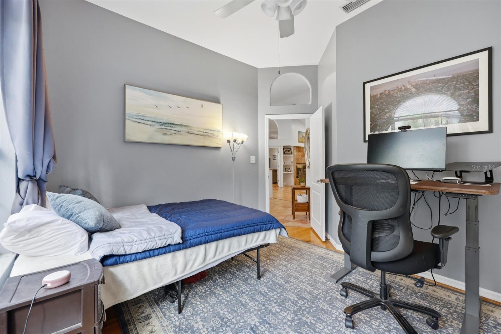 Image 14 of 52 For 13708 1st Lane