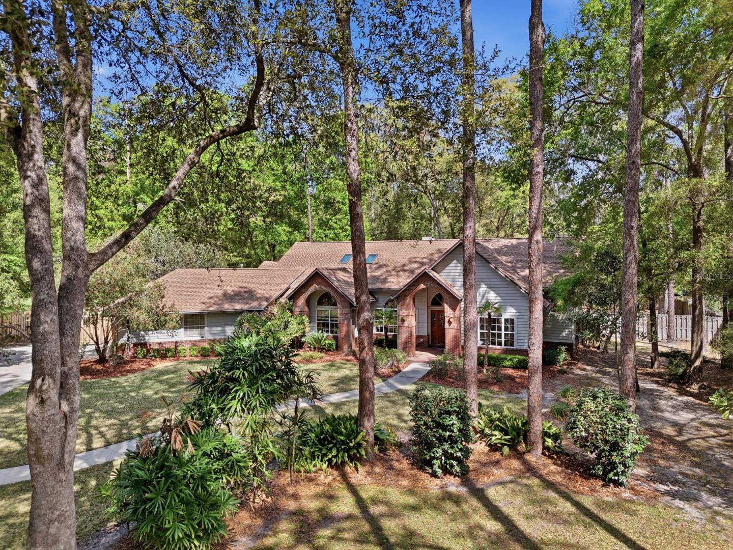 Image 40 of 52 For 13708 1st Lane