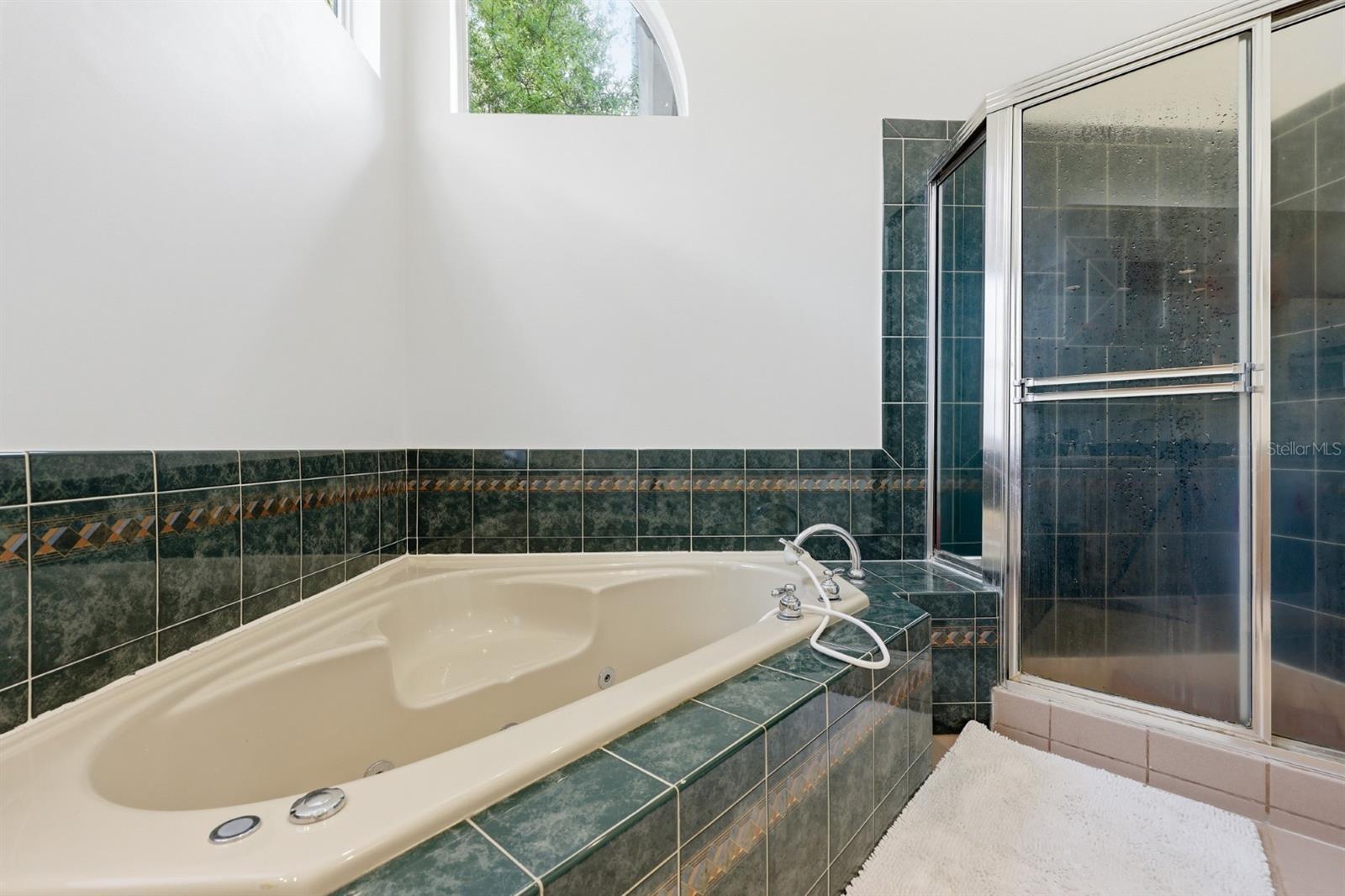 Image 9 of 52 For 13708 1st Lane