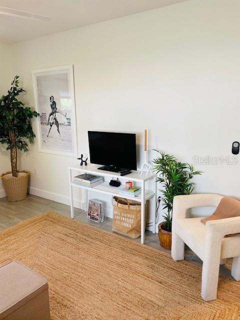 Image 19 of 32 For 651 Madison Court