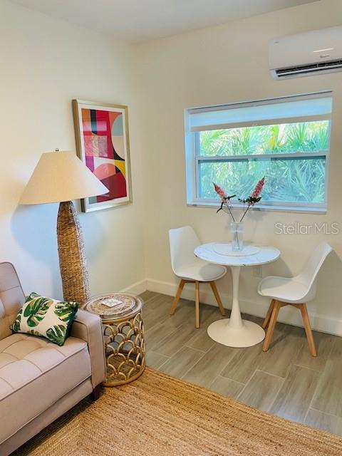 Image 24 of 32 For 651 Madison Court