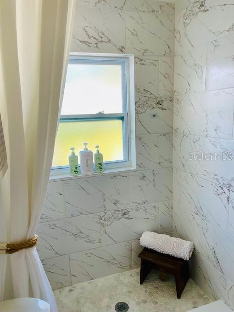 Image 31 of 32 For 651 Madison Court