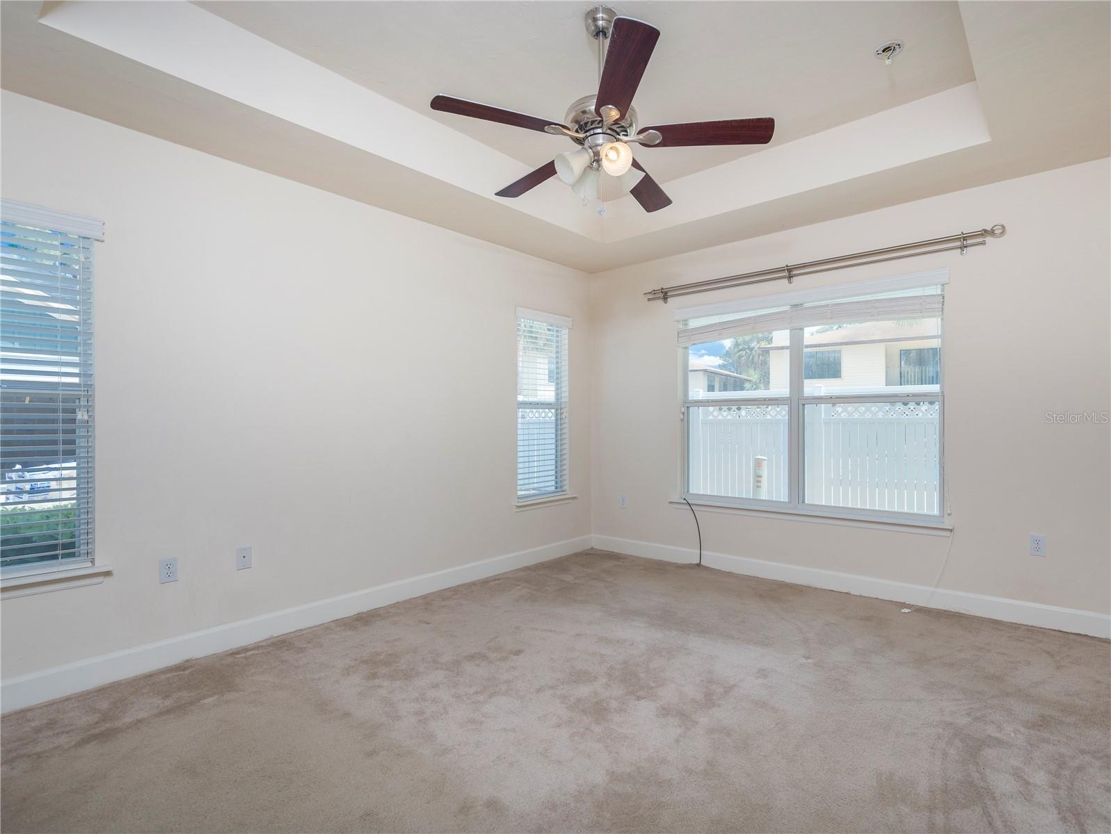 Listing photo id 8 for 10727 65th Way