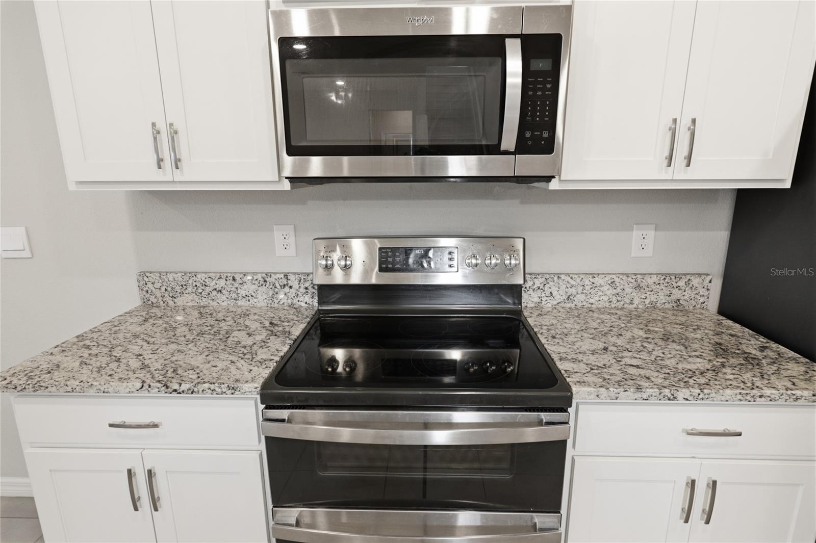 Image 12 of 55 For 17526 173rd Road