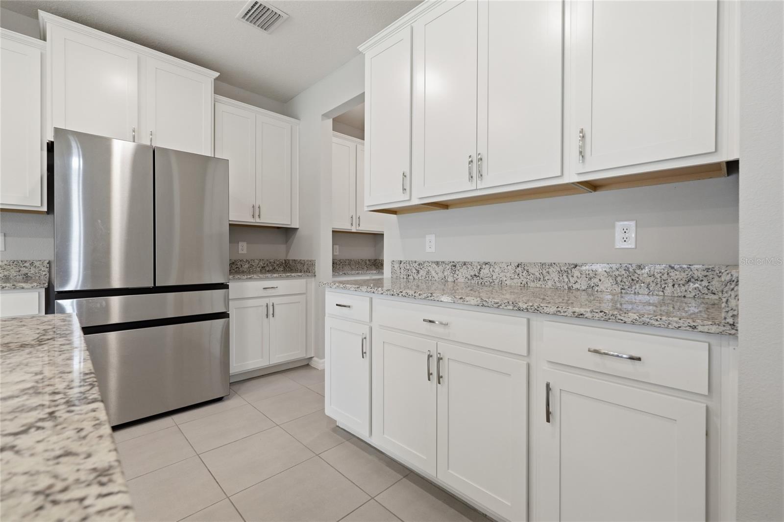 Image 14 of 55 For 17526 173rd Road