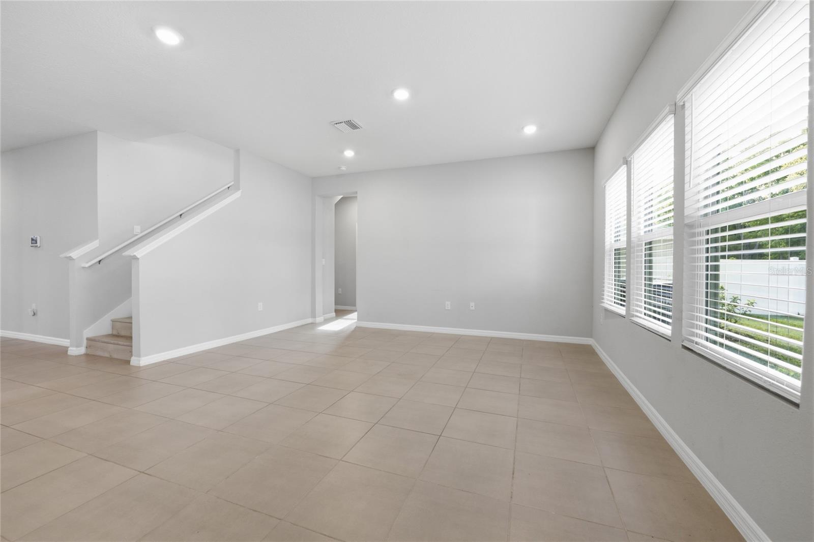 Image 16 of 55 For 17526 173rd Road