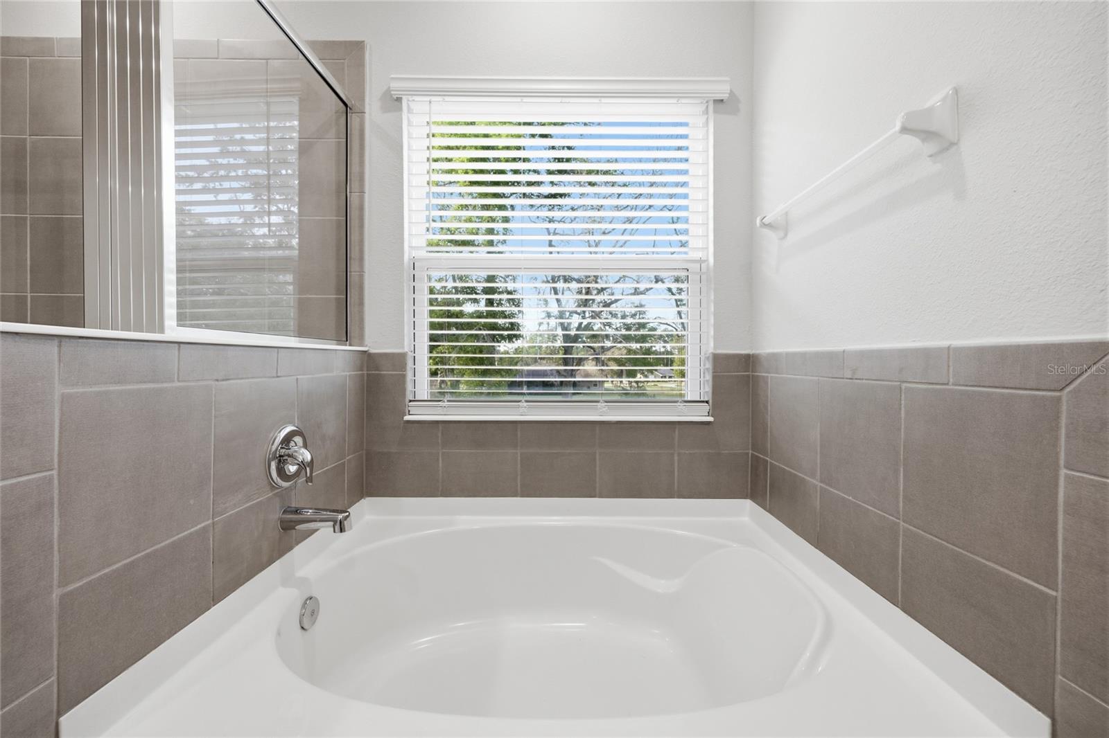 Image 33 of 55 For 17526 173rd Road