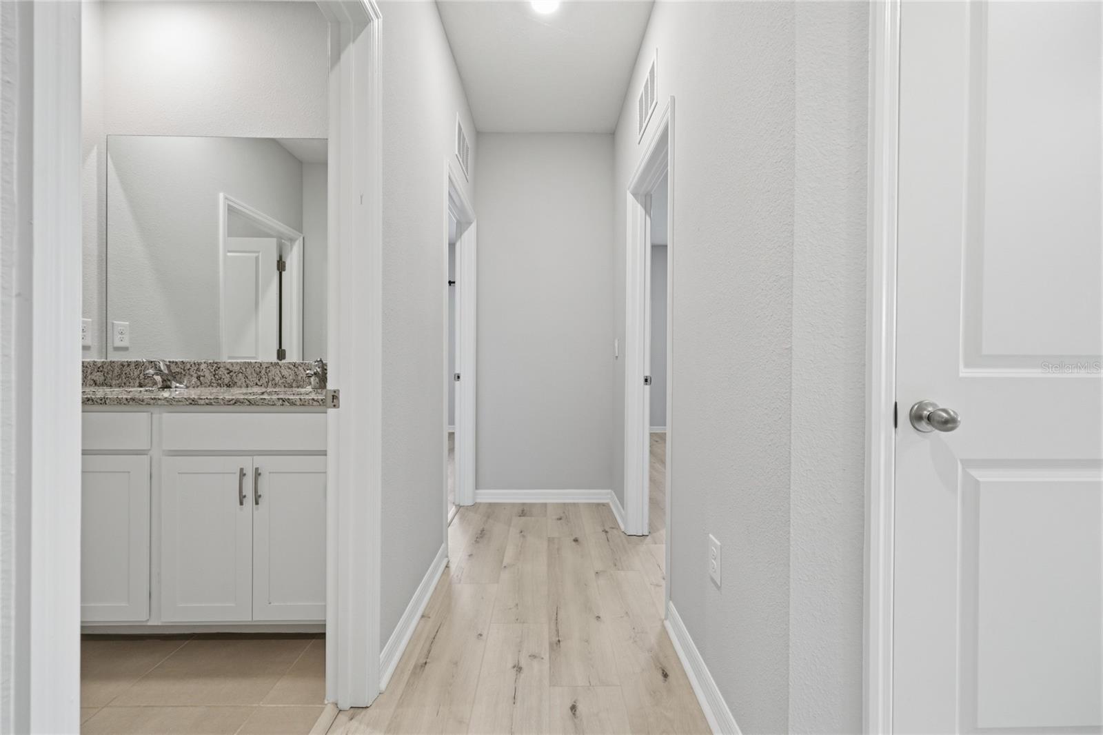 Image 36 of 55 For 17526 173rd Road