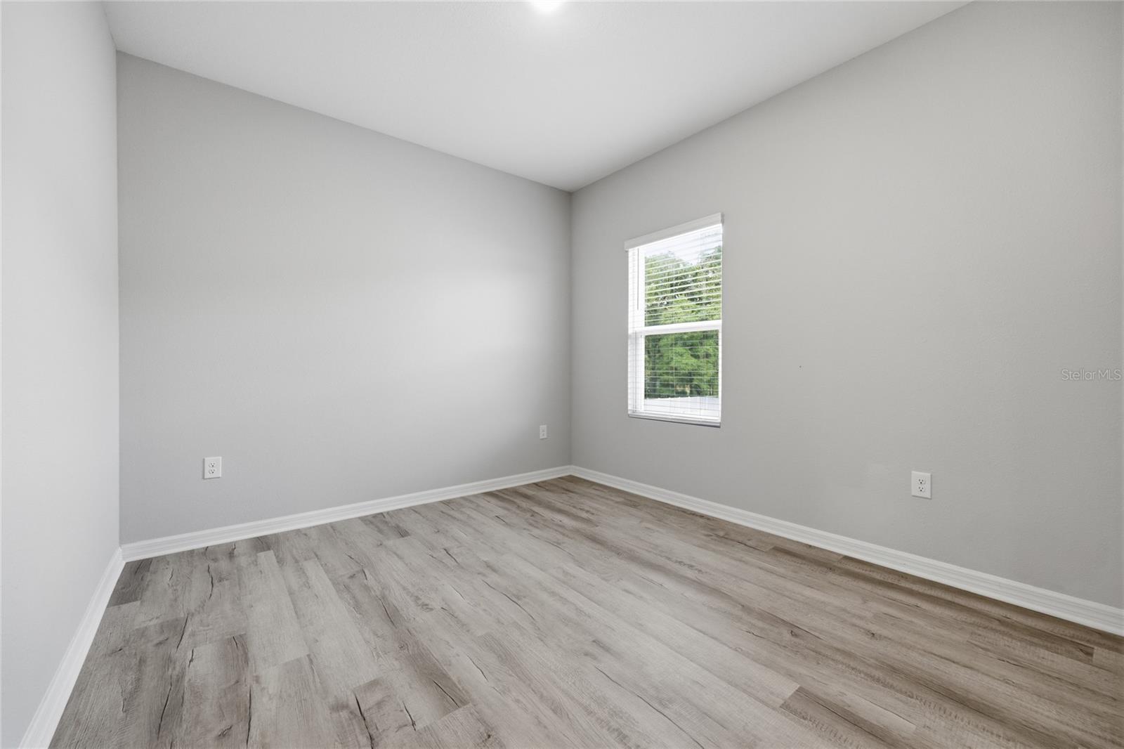 Image 44 of 55 For 17526 173rd Road