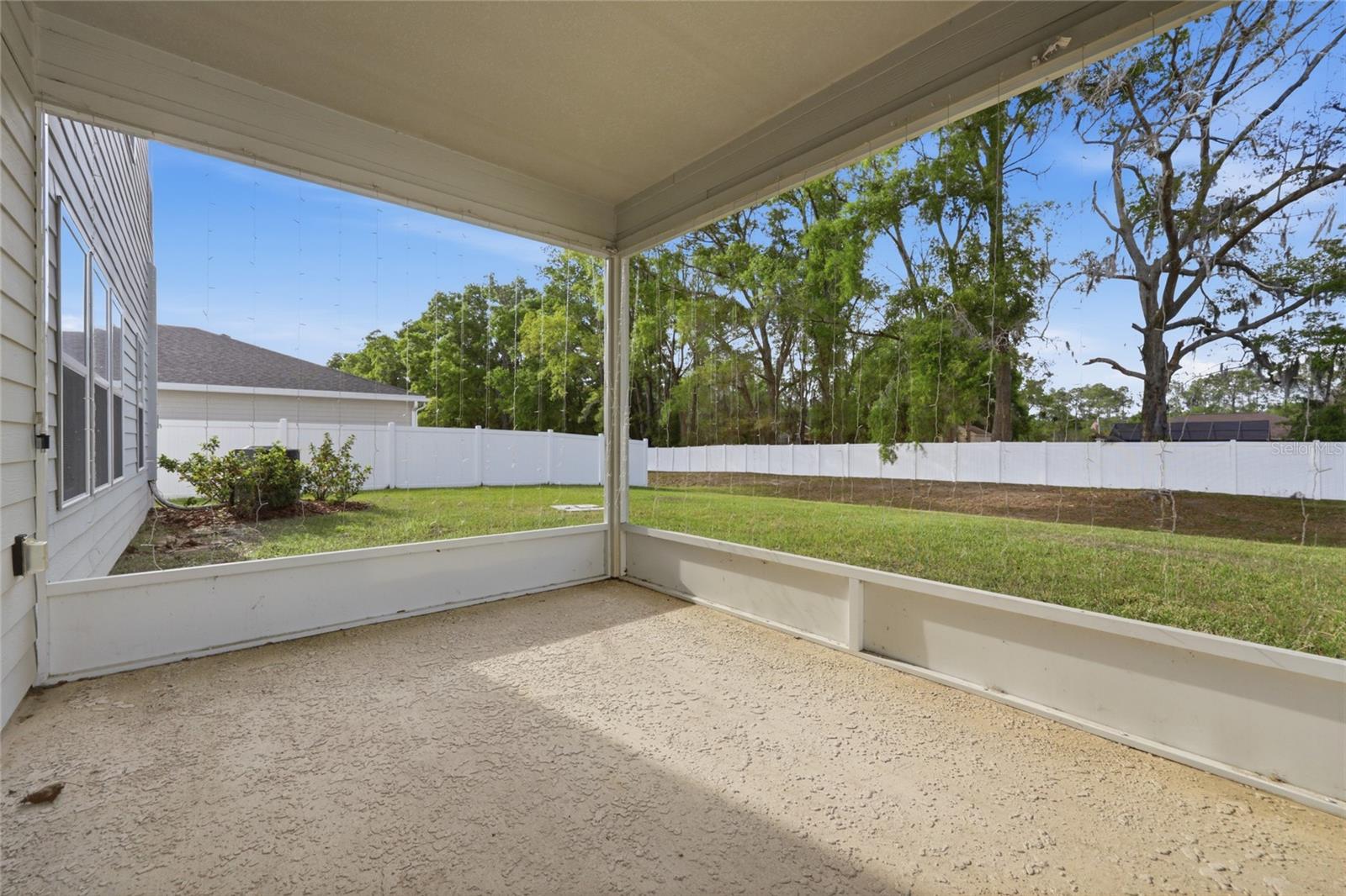 Image 50 of 55 For 17526 173rd Road