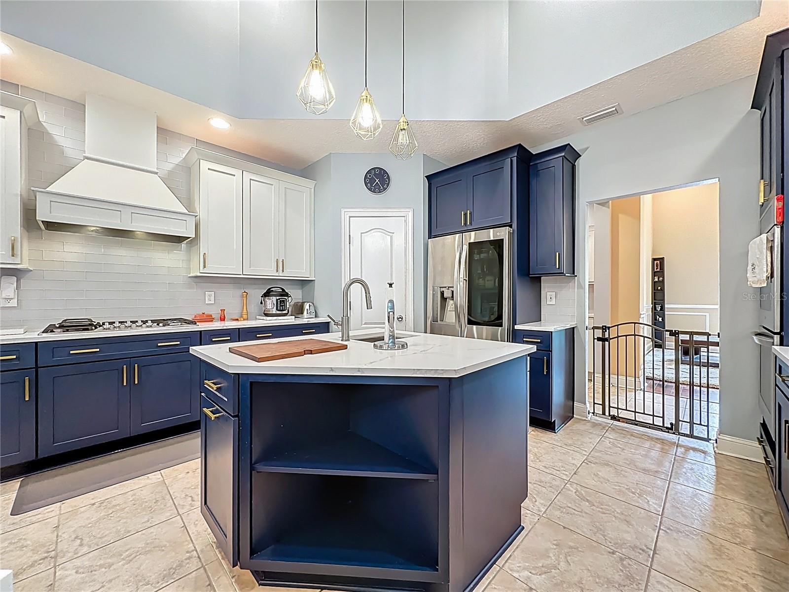 Image 14 of 89 For 2851 Armsdale Road