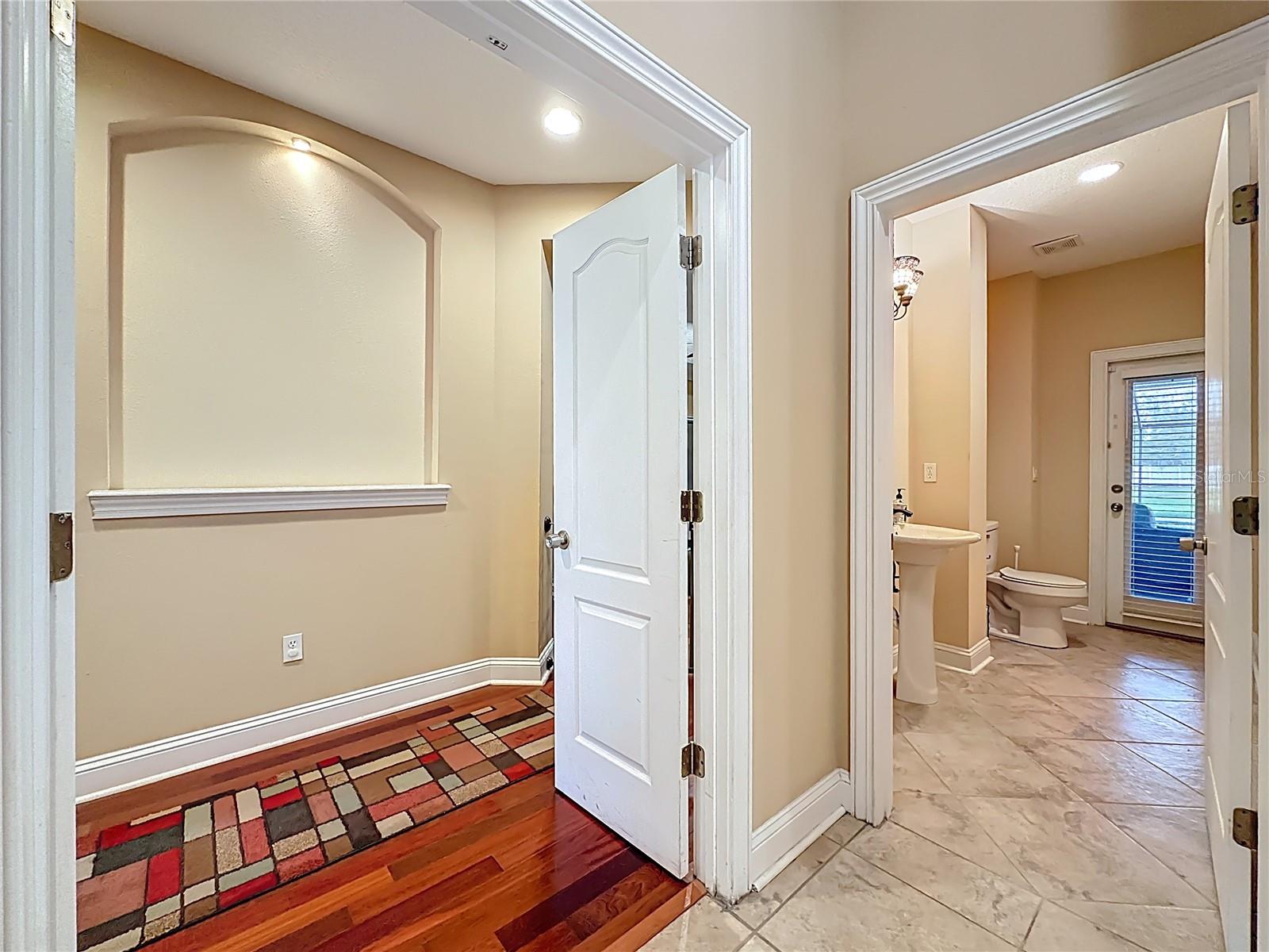 Image 25 of 89 For 2851 Armsdale Road