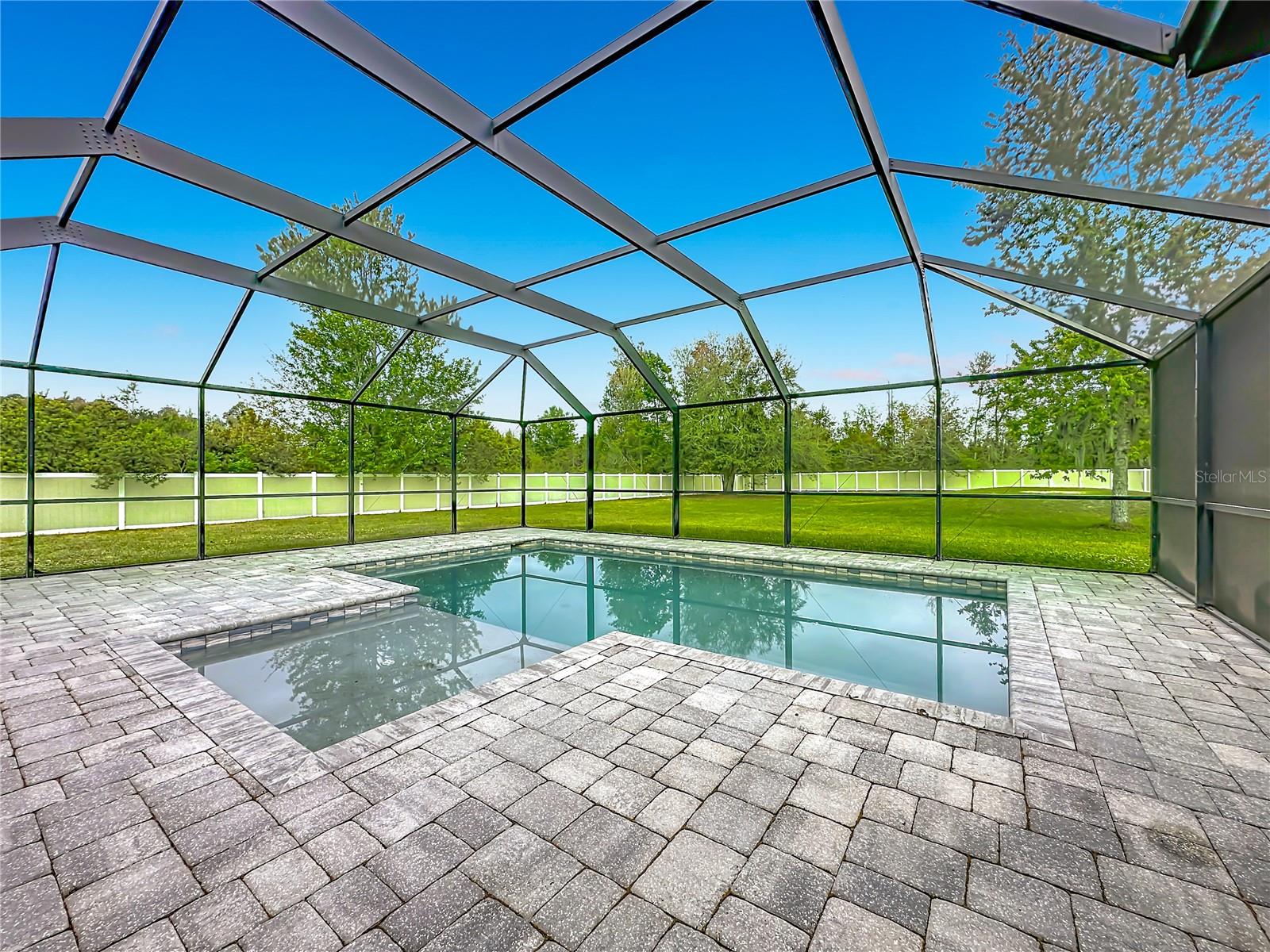 Image 60 of 89 For 2851 Armsdale Road