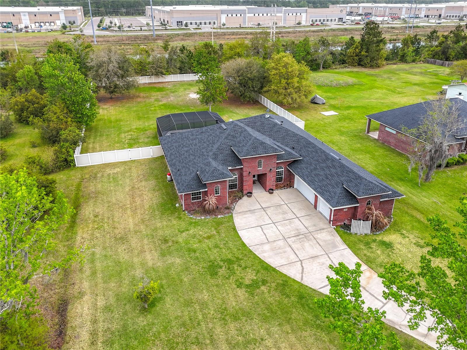 Image 69 of 89 For 2851 Armsdale Road