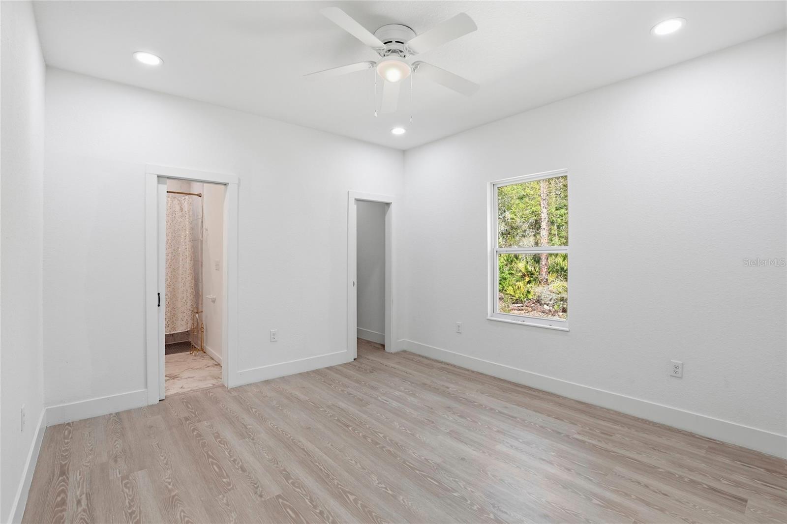 Image 17 of 25 For 103 Long Road