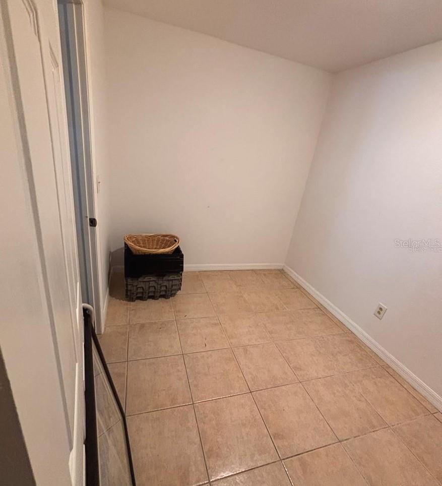 Image 5 of 11 For 6519 Newberry Road 604