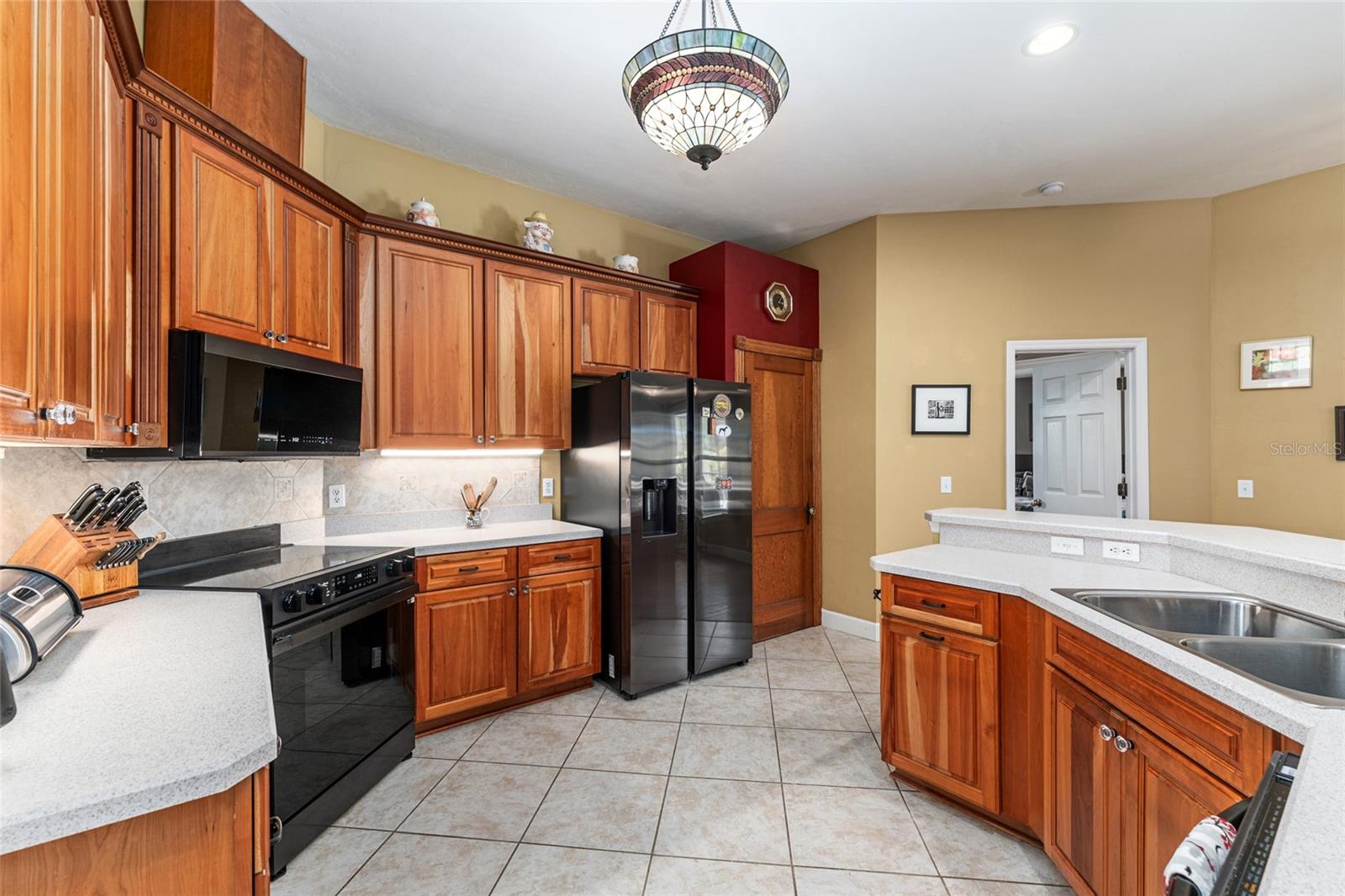 Image 12 of 46 For 8420 92nd Lane