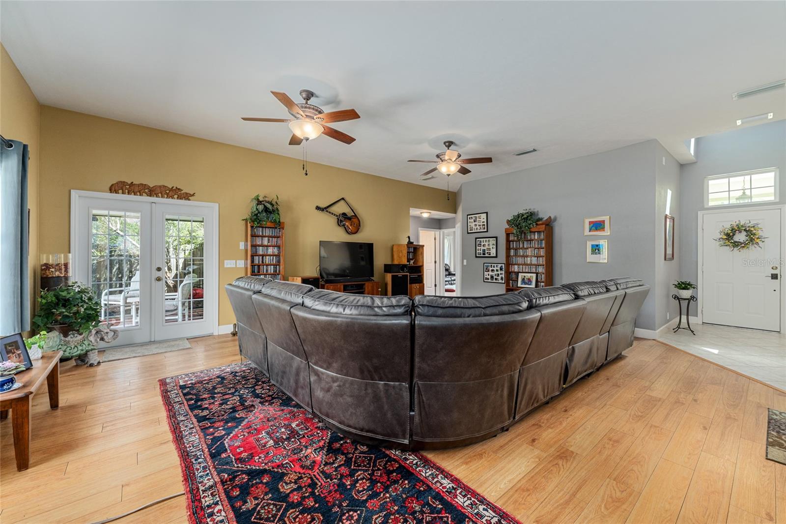 Image 8 of 46 For 8420 92nd Lane