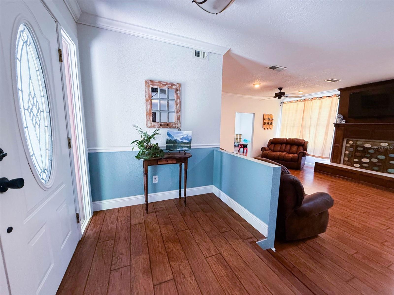 Image 10 of 44 For 15809 15th Place