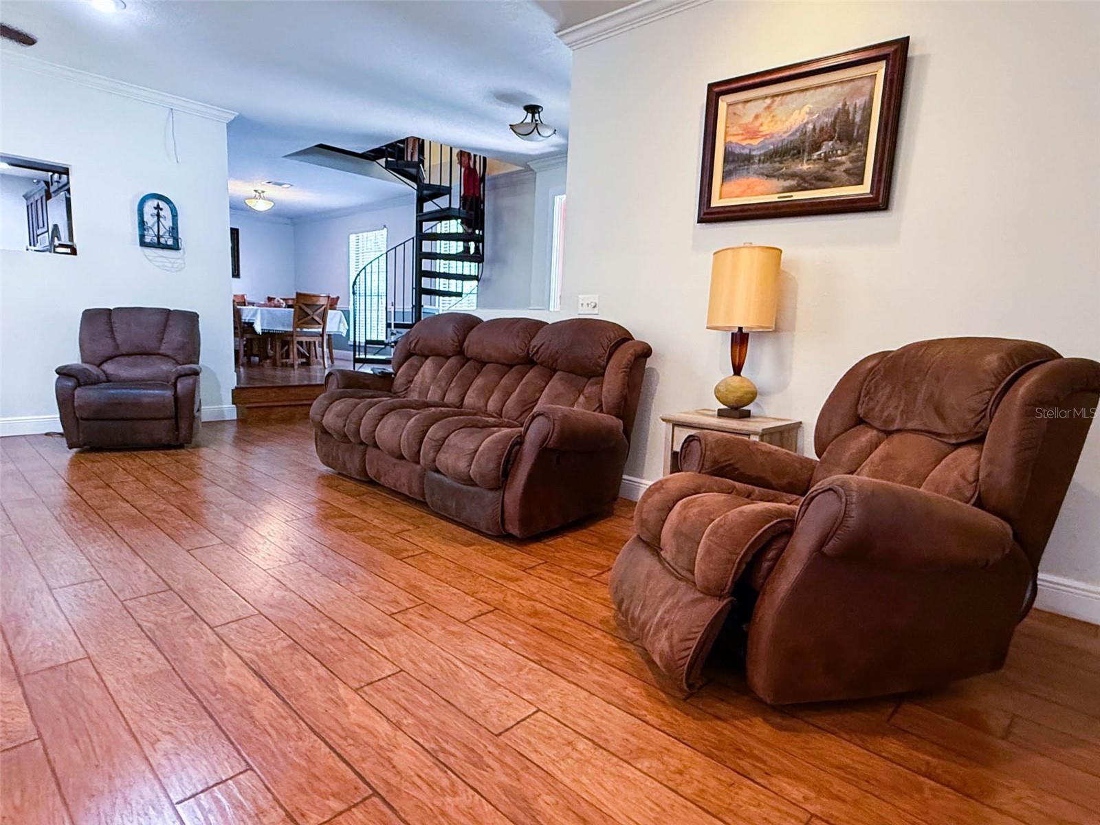 Image 13 of 44 For 15809 15th Place