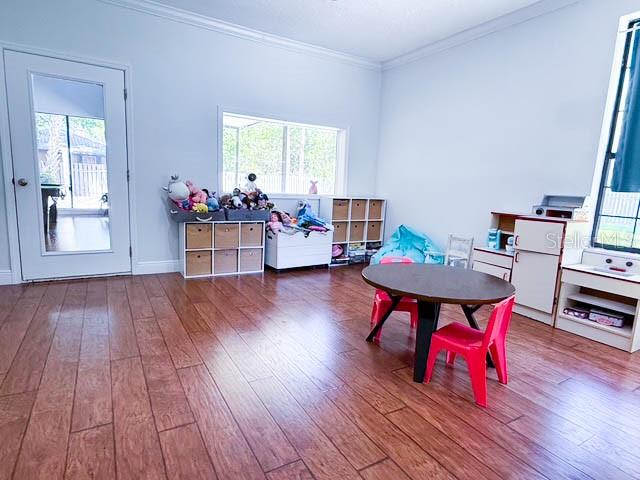 Image 14 of 44 For 15809 15th Place