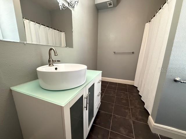 Image 17 of 44 For 15809 15th Place