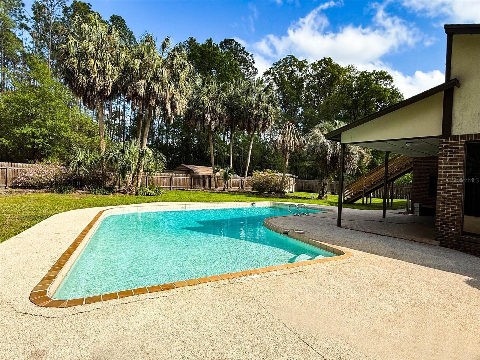 Image 22 of 44 For 15809 15th Place