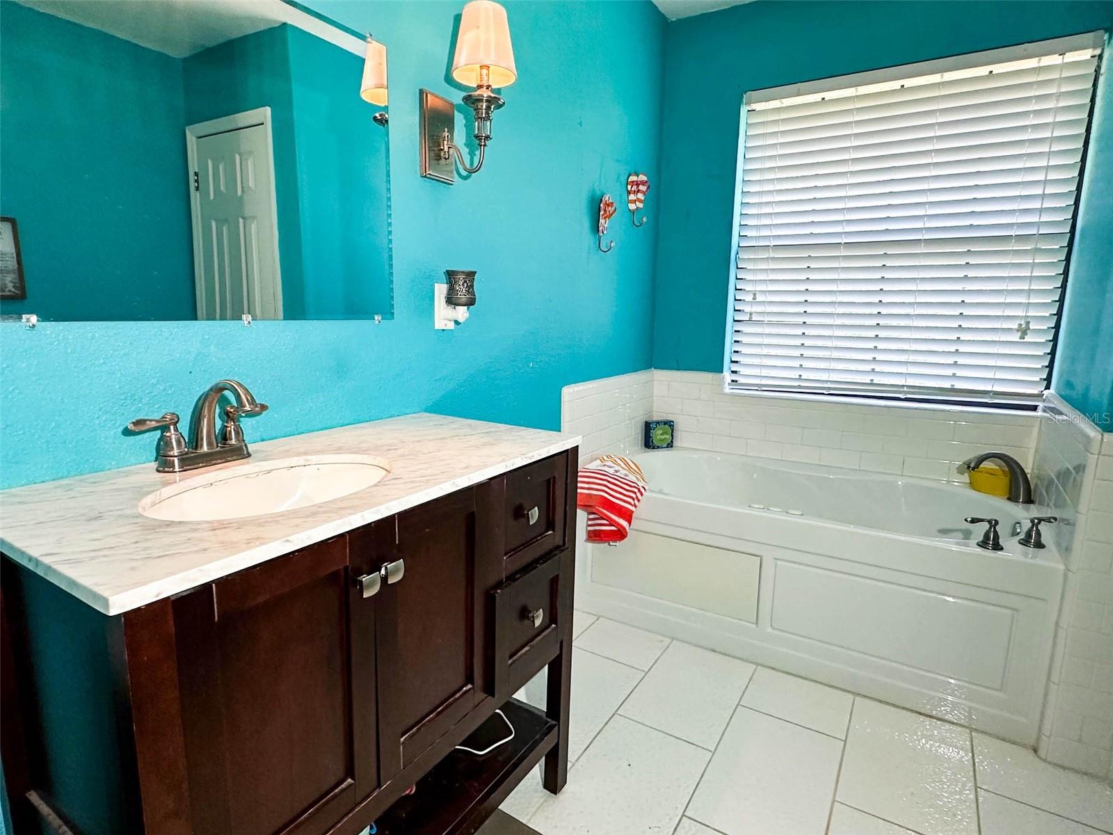 Image 32 of 44 For 15809 15th Place