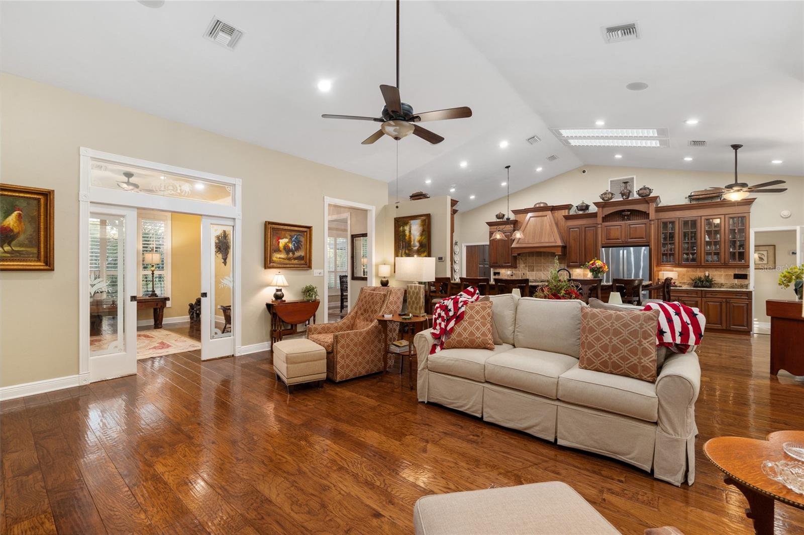 Image 11 of 95 For 2512 58th Boulevard