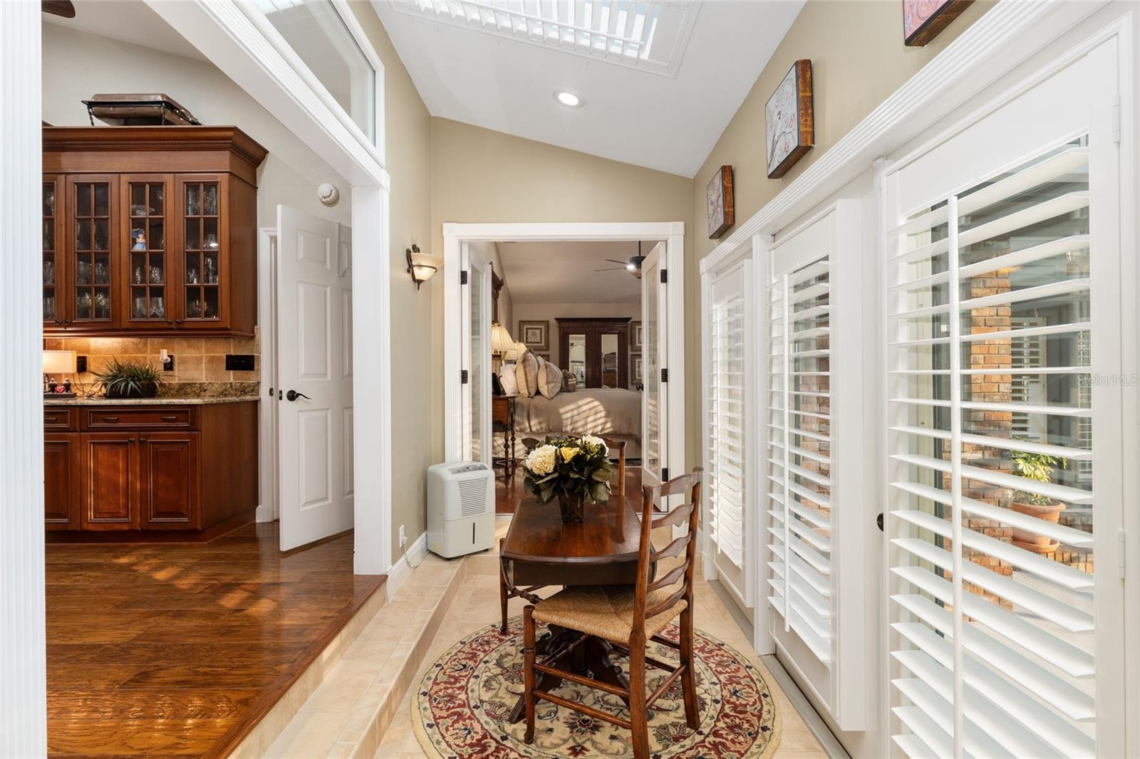 Image 20 of 95 For 2512 58th Boulevard