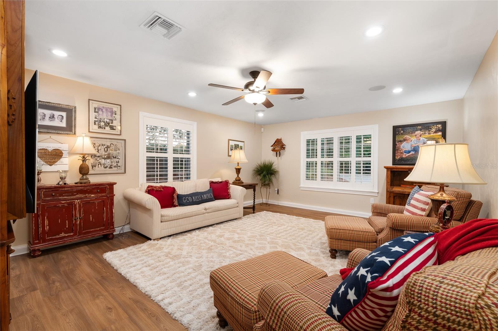 Image 49 of 95 For 2512 58th Boulevard