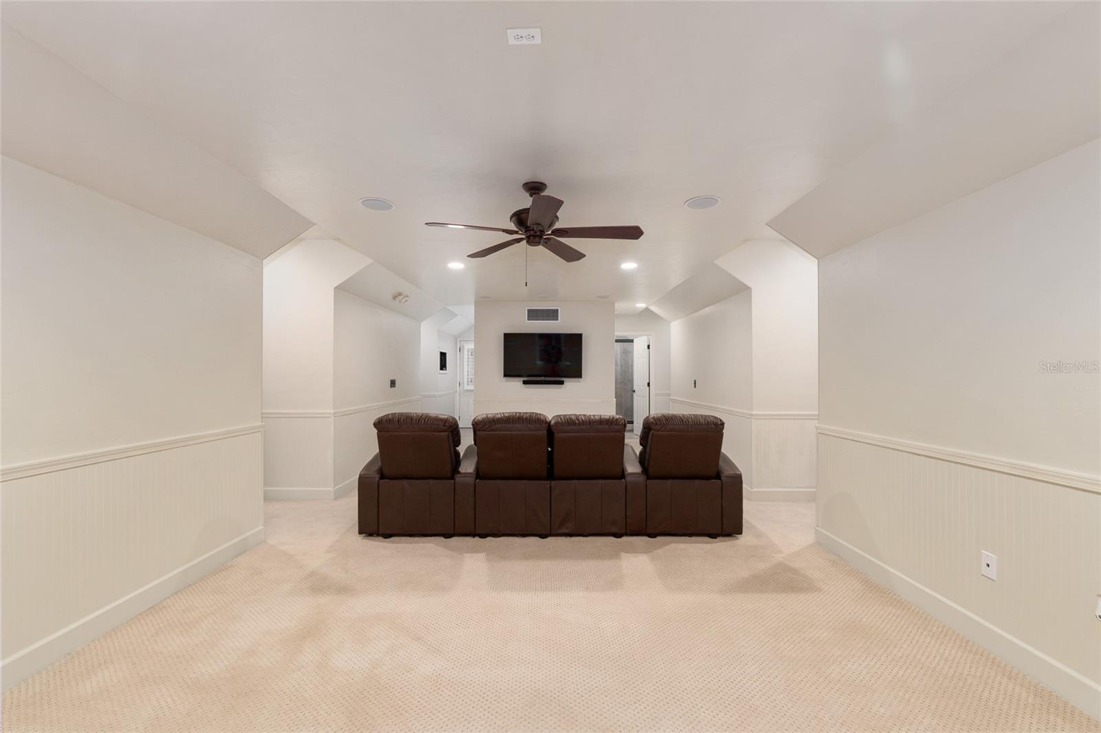 Image 62 of 95 For 2512 58th Boulevard