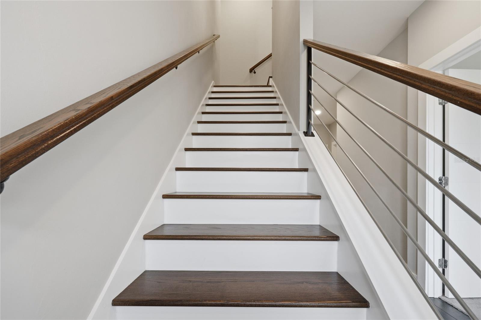 Listing photo id 19 for 5016 34th Place