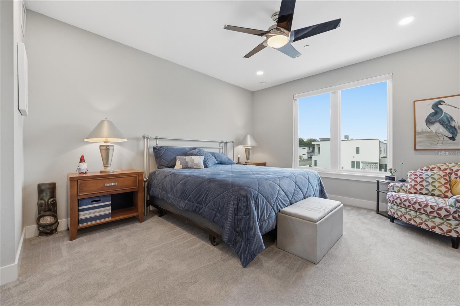 Listing photo id 22 for 5016 34th Place