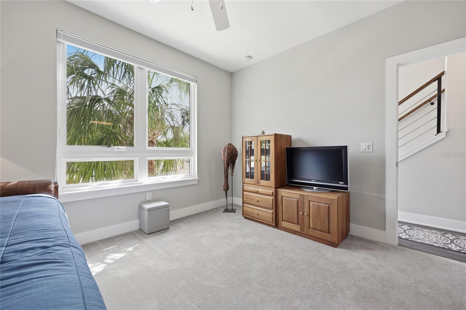 Listing photo id 32 for 5016 34th Place