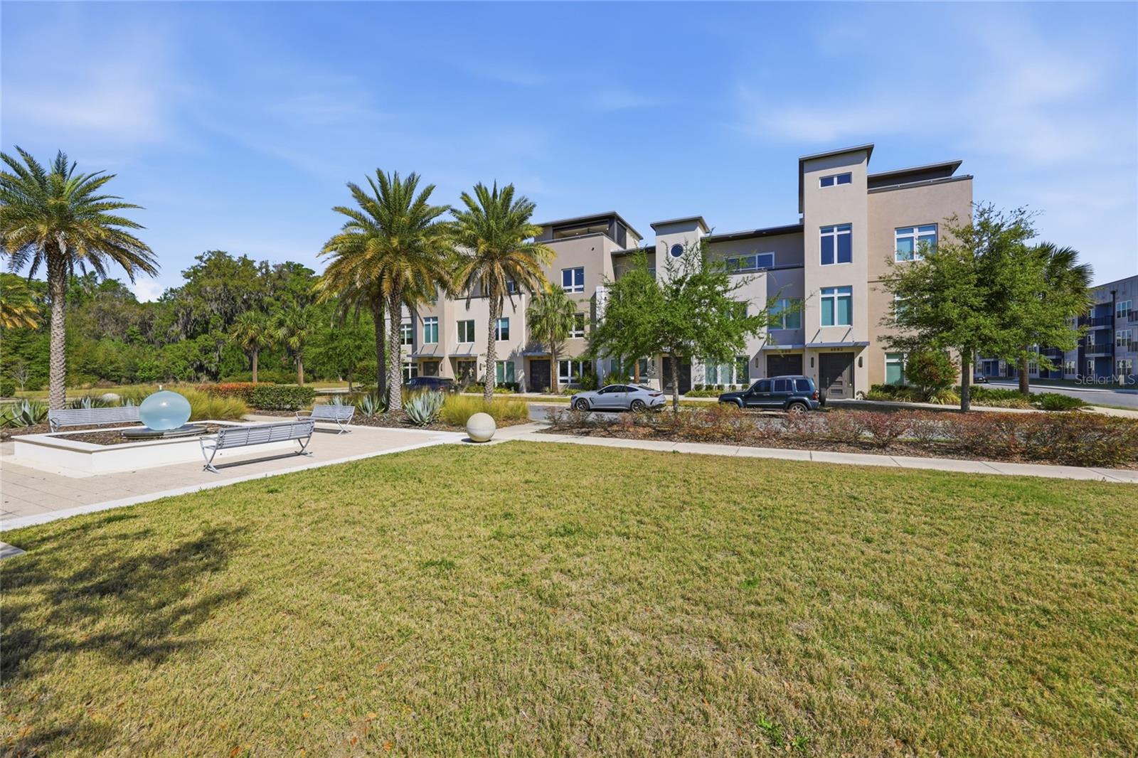 Listing photo id 69 for 5016 34th Place