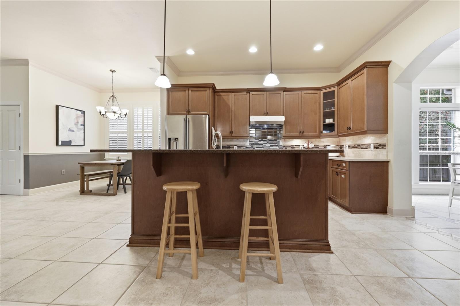 Image 10 of 79 For 9255 29 Avenue