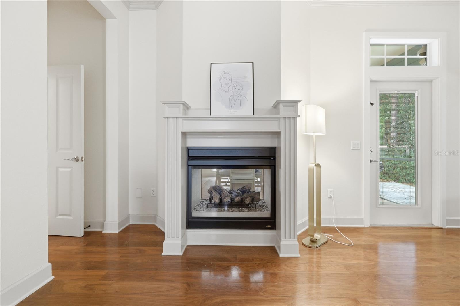 Image 29 of 79 For 9255 29 Avenue