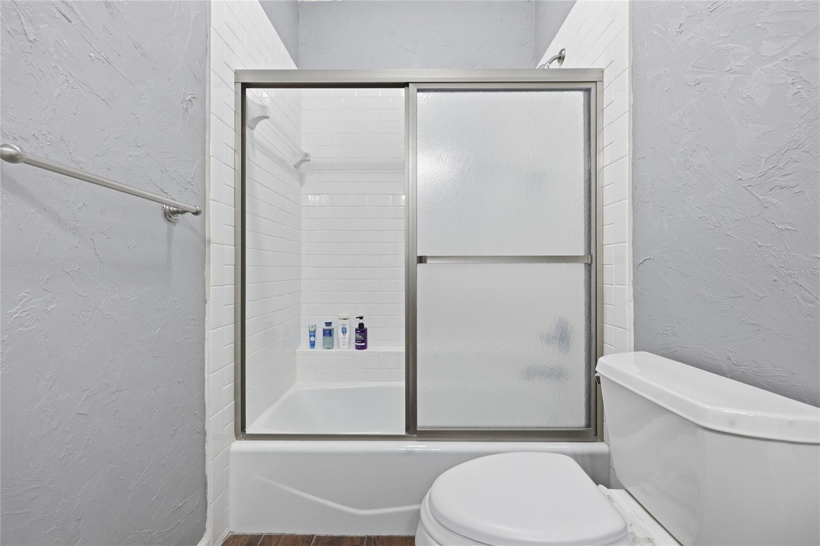 Image 44 of 79 For 9255 29 Avenue