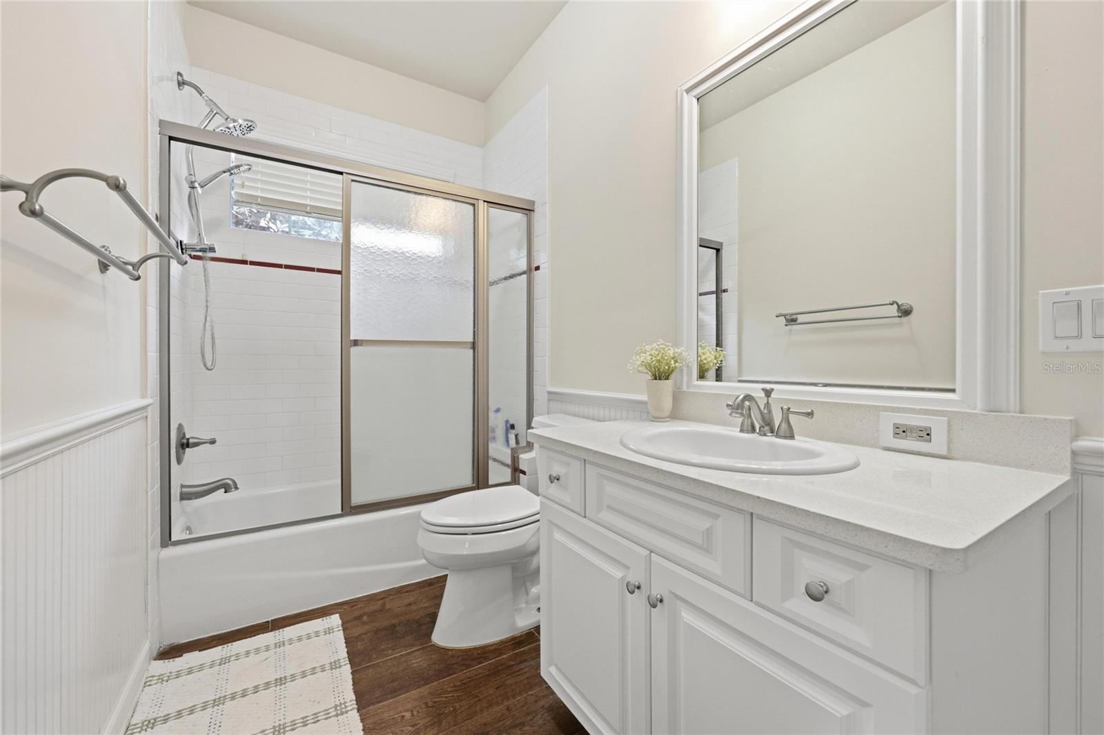 Image 53 of 79 For 9255 29 Avenue