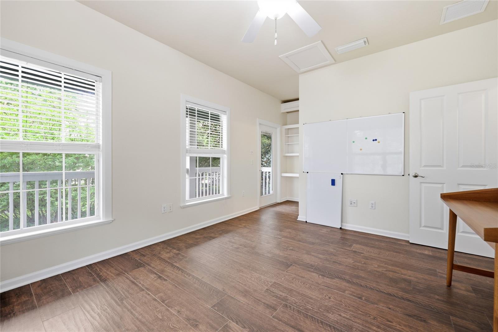 Image 58 of 79 For 9255 29 Avenue