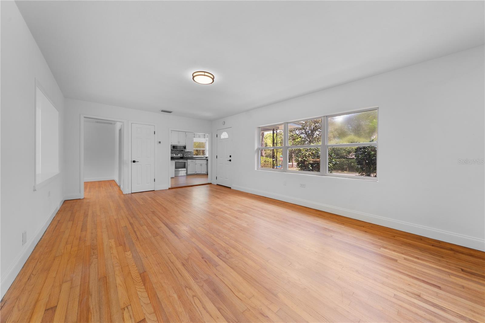 Image 12 of 68 For 14618 146 Terrace