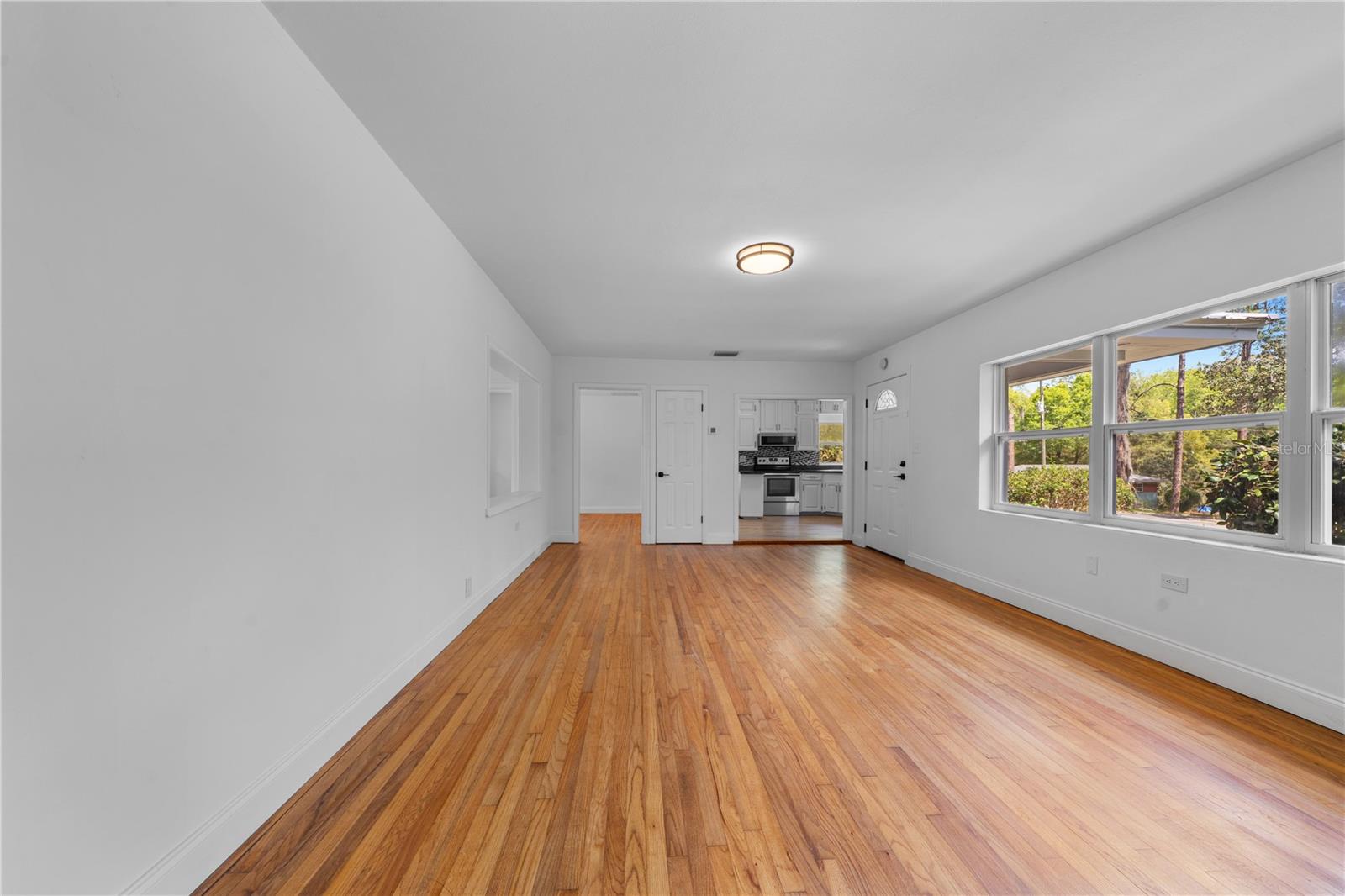 Image 14 of 68 For 14618 146 Terrace