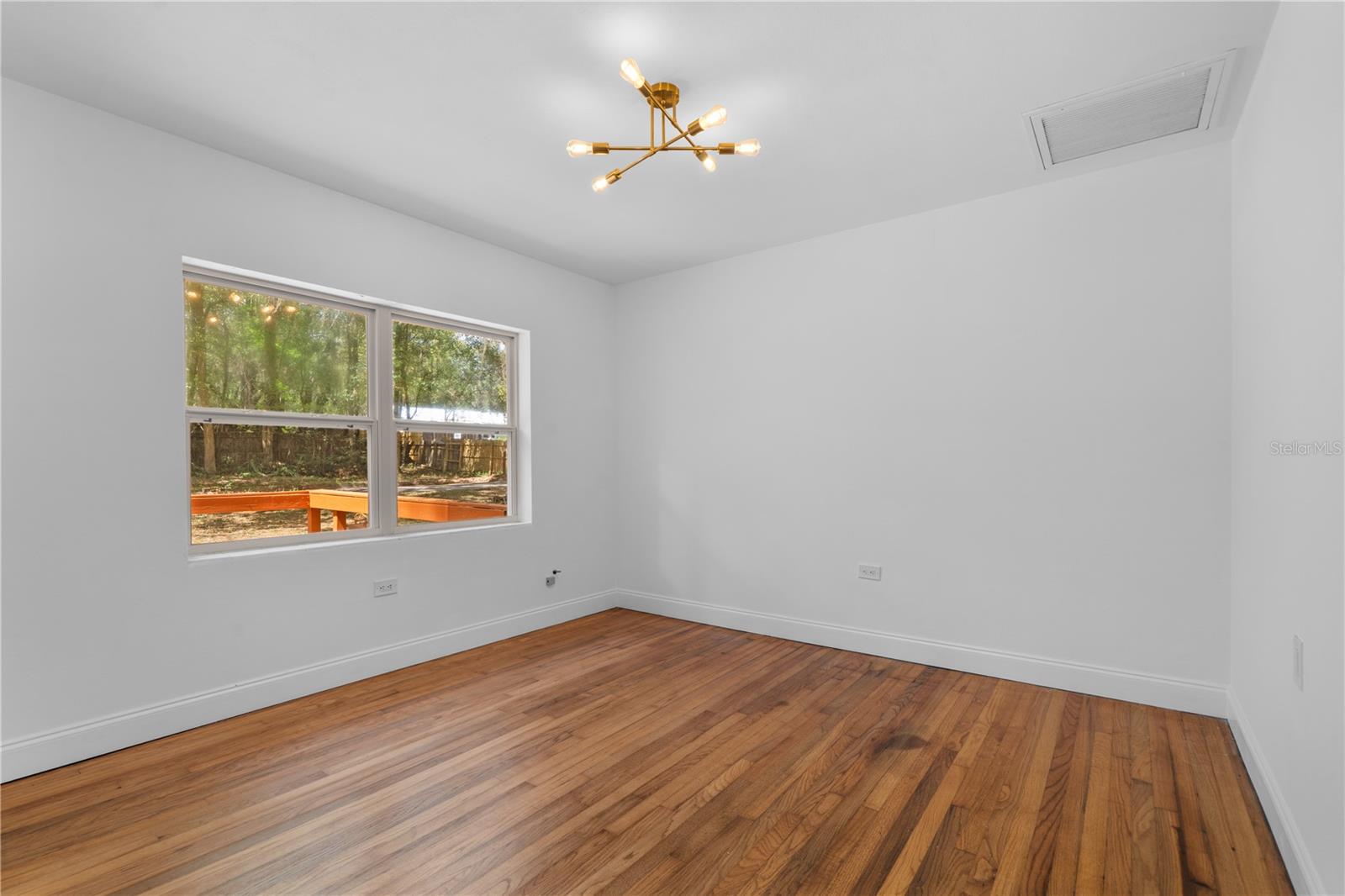 Image 17 of 68 For 14618 146 Terrace