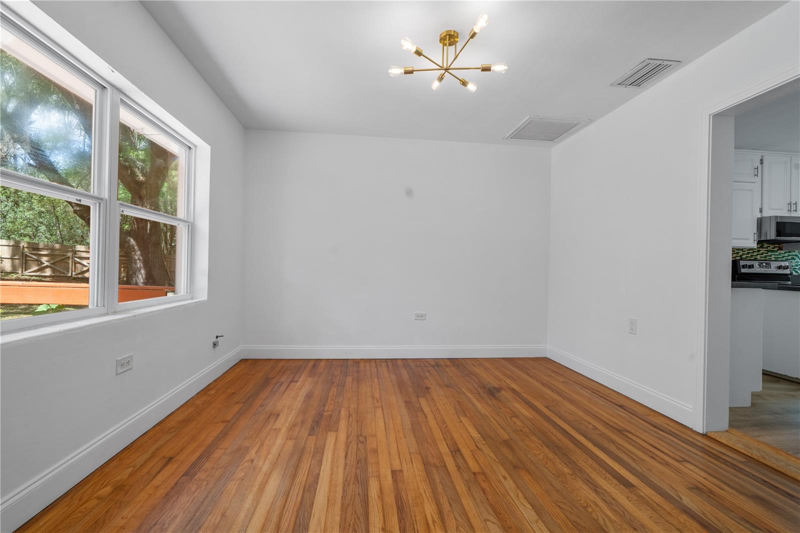 Image 35 of 68 For 14618 146 Terrace