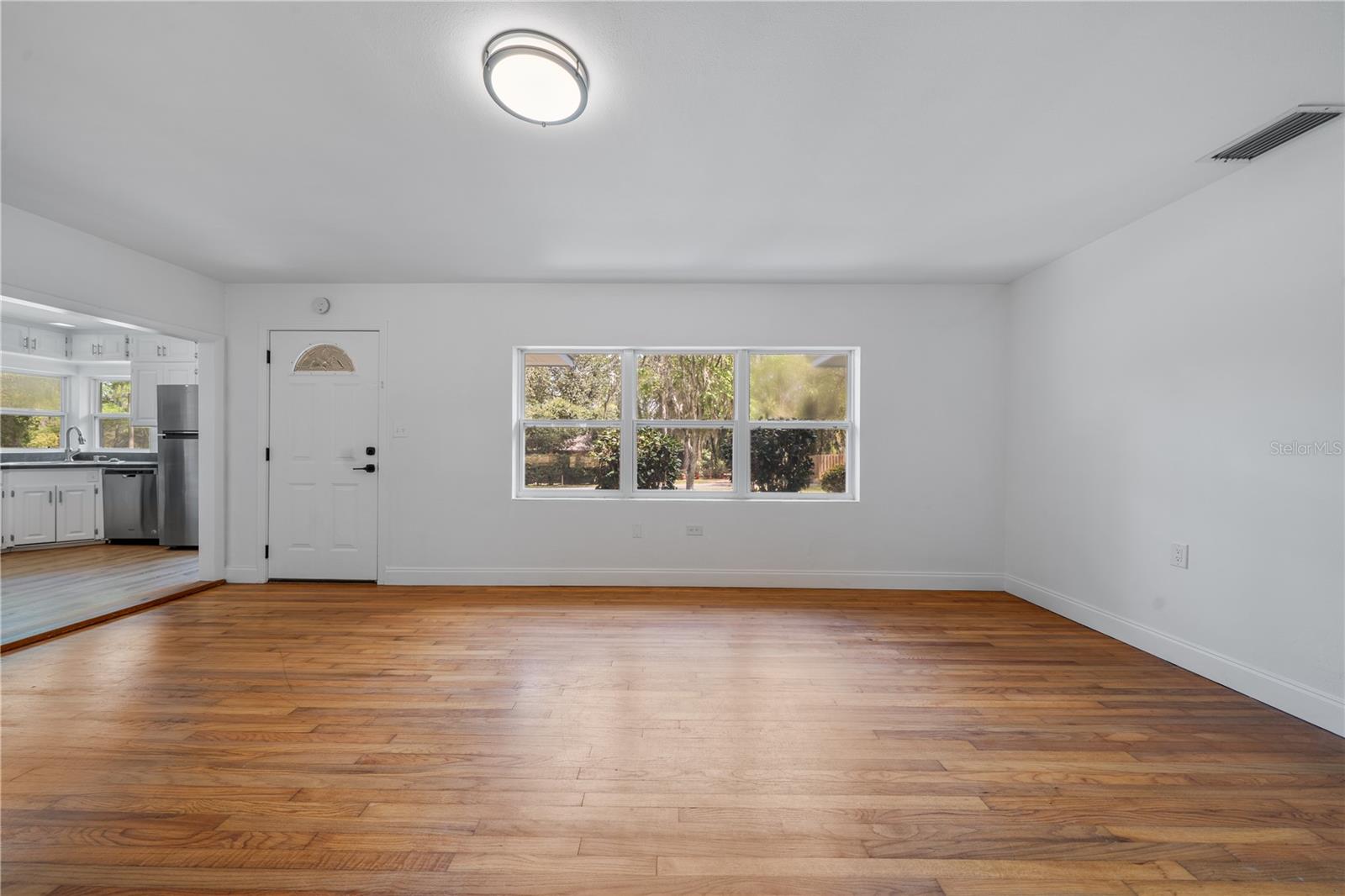 Image 36 of 68 For 14618 146 Terrace