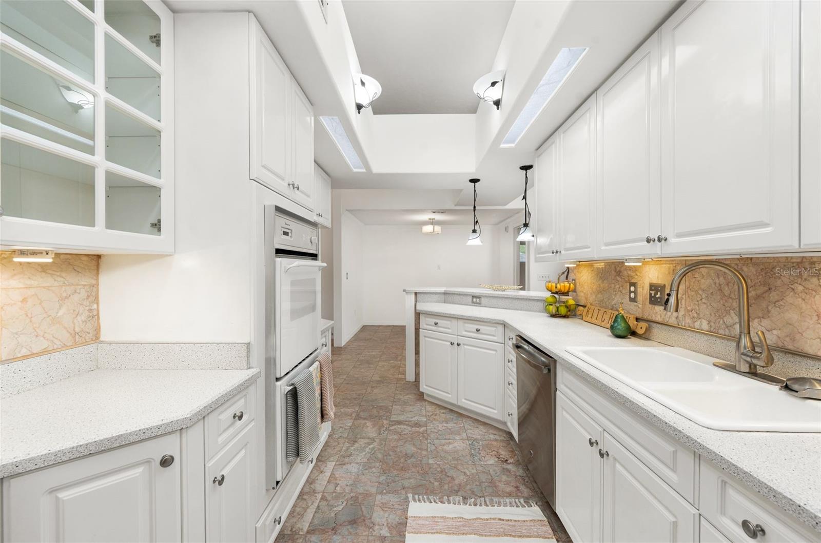 Image 8 of 42 For 1436 117th Terrace