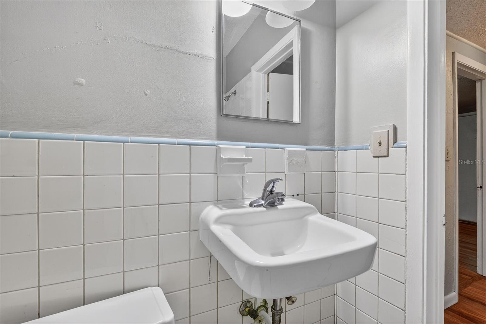 Image 17 of 24 For 914 11th Avenue