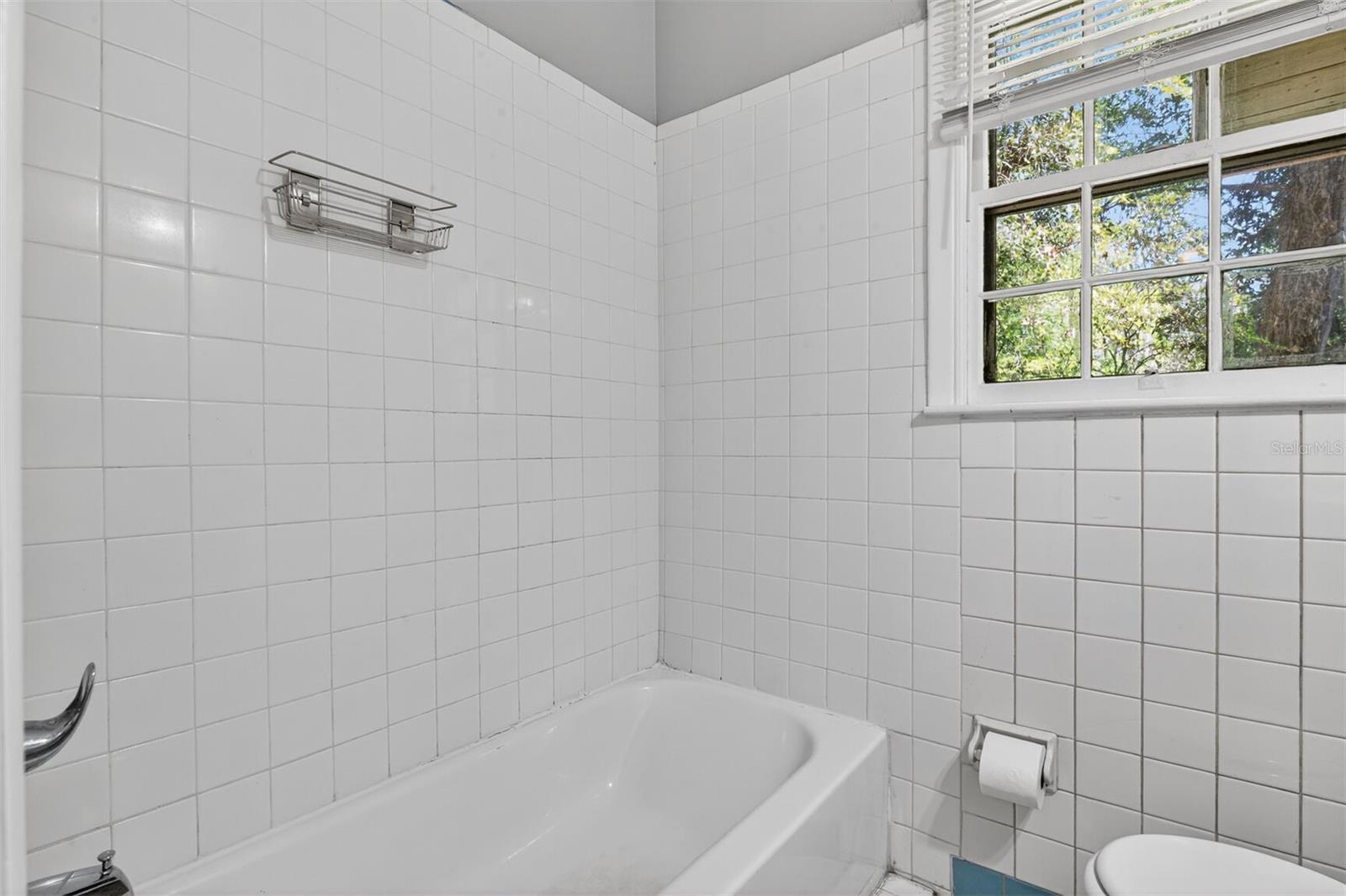 Image 18 of 24 For 914 11th Avenue